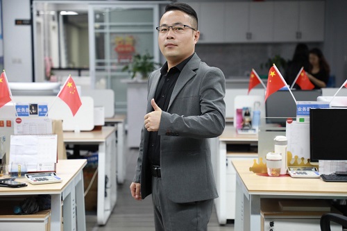業(yè)務四部郝亮 業(yè)務四部郝亮